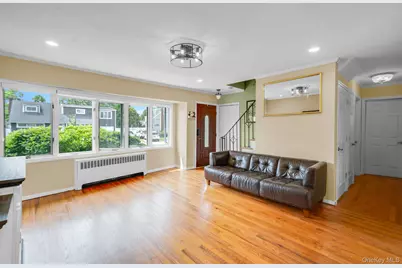 2055 Alan Drive, Seaford, NY 11783 - Photo 4