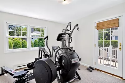 77 Brookside Drive, Manhasset, NY 11030 - Photo 22