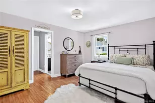 77 Brookside Dr, Manhasset, NY 11030 - Photo 24