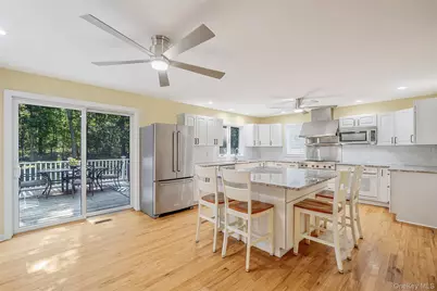 1075 Ships Drive, Southold, NY 11971 - Photo 8