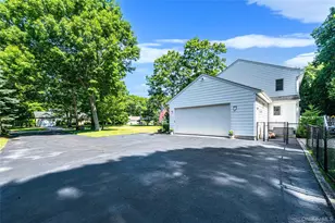 1075 Ships Dr, Southold, NY 11971 - Photo 32
