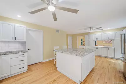 1075 Ships Drive, Southold, NY 11971 - Photo 10