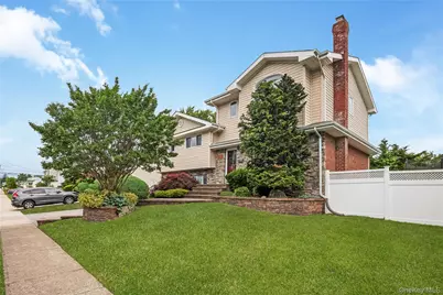 145 Washington Street, Farmingdale, NY 11735 - Photo 2