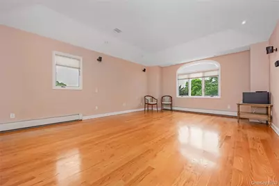 145 Washington Street, Farmingdale, NY 11735 - Photo 22