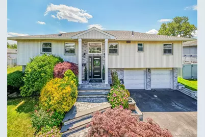 20 Russell Park Road, Syosset, NY 11791 - Photo 1