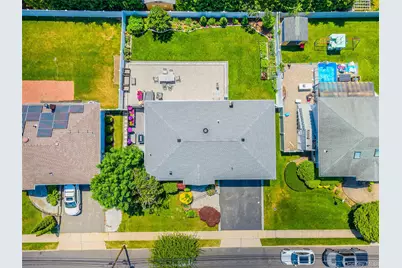 20 Russell Park Road, Syosset, NY 11791 - Photo 38