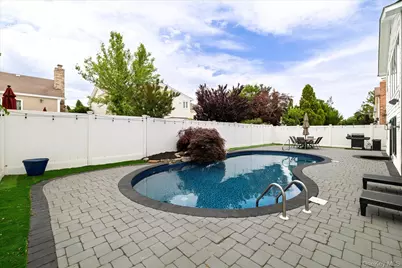 2647 Frances Street, Bellmore, NY 11710 - Photo 30
