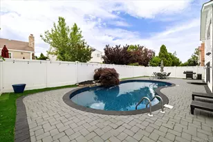 2647 Frances St, Bellmore, NY 11710 - Photo 30