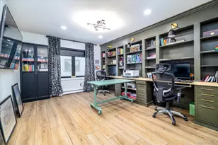 2647 Frances St, Bellmore, NY 11710 - Photo 24