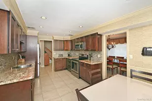 1932 Cynthia Ln, Merrick, NY 11566 - Photo 10