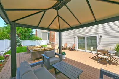 1932 Cynthia Lane, Merrick, NY 11566 - Photo 30