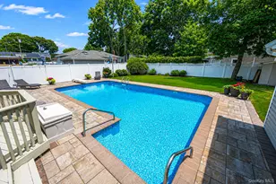77 Toomey Rd, West Islip, NY 11795 - Photo 48