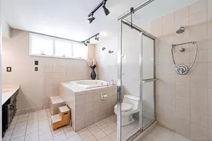77 Toomey Rd, West Islip, NY 11795 - Photo 38