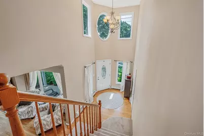 77 Toomey Road, West Islip, NY 11795 - Photo 22