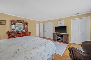 77 Toomey Rd, West Islip, NY 11795 - Photo 26