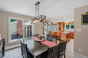 77 Toomey Rd, West Islip, NY 11795 - Photo 16
