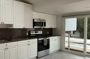 39 Favorite Ln, Jericho, NY 11753 - Photo 4