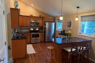 20 Via Continental, Huntington Station, NY 11746 - Photo 6