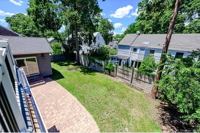 18 Pond Park Road, Great Neck, NY 11023 - Photo 18