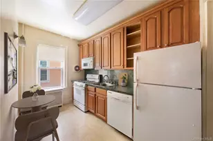 50-38 47th St, Sunnyside, NY 11377 - Photo 8