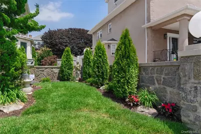 176 Beach 143rd Street, Neponsit, NY 11694 - Photo 28