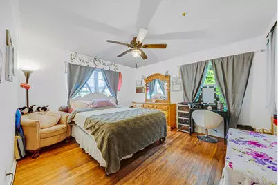 14 Urn Court, Brentwood, NY 11717 - Photo 12