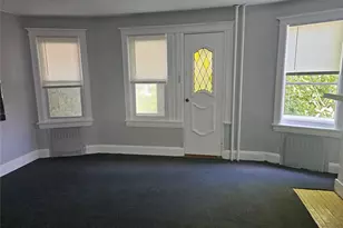 33 Cliff Ave, Yonkers, NY 10705 - Photo 2