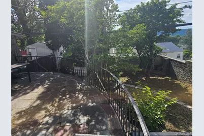 33 Cliff Avenue, Yonkers, NY 10705 - Photo 14
