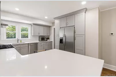 105 4th Avenue, East Northport, NY 11731 - Photo 10