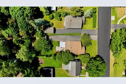 105 4th Avenue, East Northport, NY 11731 - Photo 28