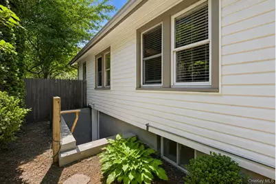 105 4th Avenue, East Northport, NY 11731 - Photo 22