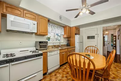 247 Allen Street, Lawrence, NY 11559 - Photo 14
