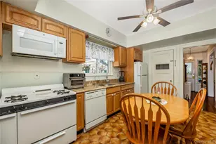 247 Allen St, Lawrence, NY 11559 - Photo 14