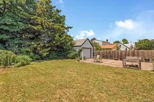 247 Allen St, Lawrence, NY 11559 - Photo 28