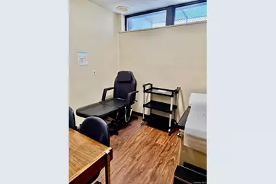 8811 169th Street, Jamaica, NY 11432 - Photo 8