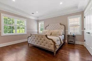 66 Liberty Ave, Rockville Centre, NY 11570 - Photo 18
