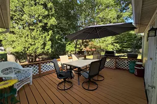 152 B Laurance Ln, Ridge, NY 11961 - Photo 8
