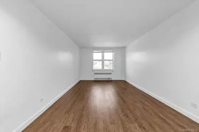 67-30 Clyde Street #7T, Forest Hills, NY 11375 - Photo 2
