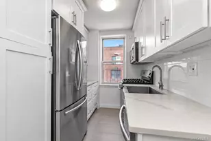 67-30 Clyde St, Forest Hills, NY 11375 - Photo 8