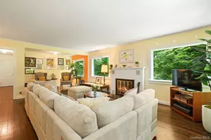 1017 Quaker Bridge Rd E, Croton on Hudson, NY 10567 - Photo 2
