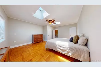 2042 Gerritsen Avenue, Brooklyn, NY 11229 - Photo 16