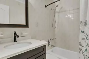 2137 Clinton Ave, Bronx, NY 10457 - Photo 12