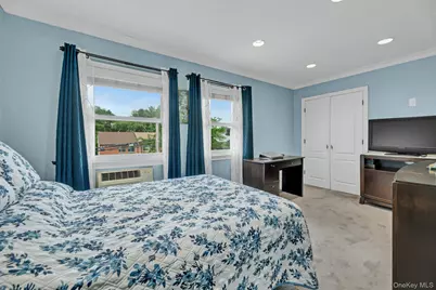 2137 Clinton Avenue, Bronx, NY 10457 - Photo 8