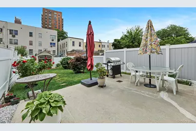 2137 Clinton Avenue, Bronx, NY 10457 - Photo 2