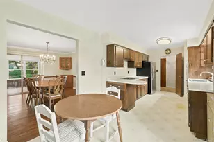 31 Partridge Rd, White Plains, NY 10605 - Photo 12