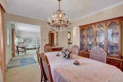 16 Texas Court, Syosset, NY 11791 - Photo 8