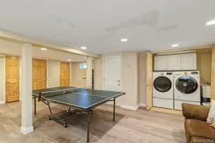 204 Halsey Ave, Jericho, NY 11753 - Photo 30