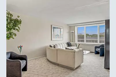 211-65 23rd Avenue #4D, Bayside, NY 11360 - Photo 4