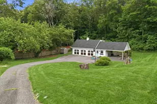 14 Terra Mar Dr, Huntington, NY 11743 - Photo 4