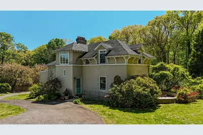 14 Terra Mar Drive, Huntington, NY 11743 - Photo 2